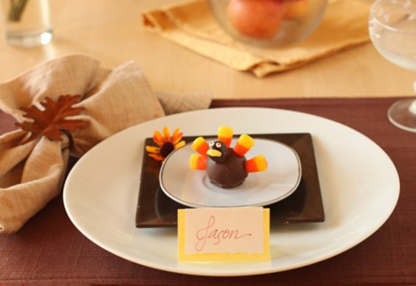 DIY Candy Chocolate Turkeys for Thanksgiving