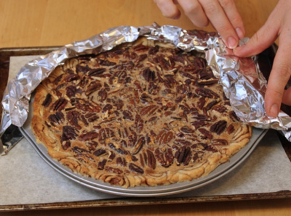 cinnamon-bun-pecan-pie-recipe-17.jpg