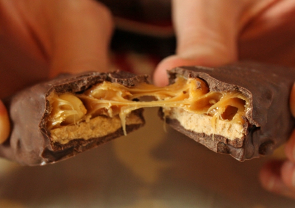 How to Make Homemade Candy Bars 