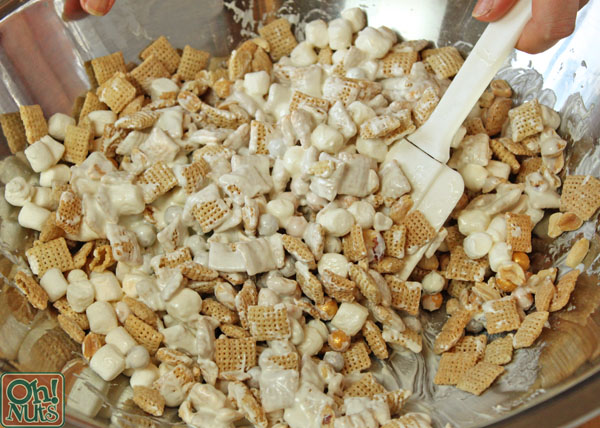 Silver and Gold Cereal Snack Mix | OhNuts.com