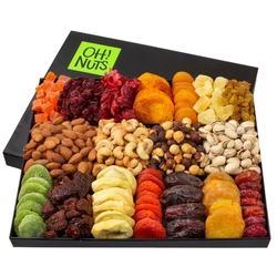 Oh! Nuts Holiday Nut & Dried Fruit 18 Variety Gift Basket